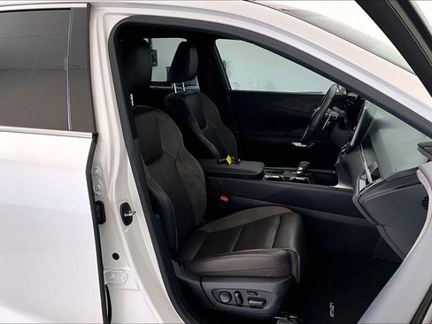 Used 2023 Lexus RX 350 FWD image 10