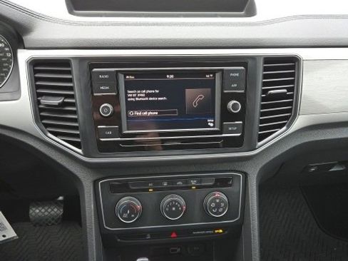 Used 2019 Volkswagen Atlas S w/ Towing Package image 13