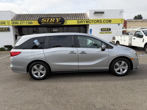 Used 2020 Honda Odyssey EX-L image 2