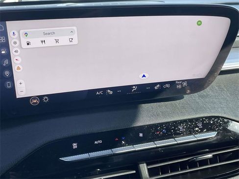 Used 2025 Buick Enclave Preferred image 20