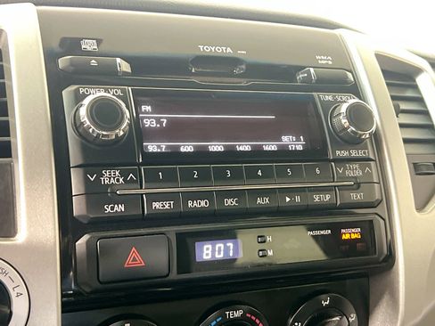 Used 2012 Toyota Tacoma Base image 27