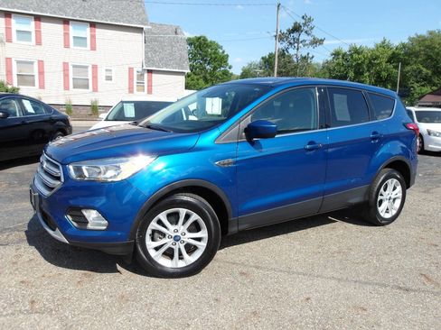 Used 2019 Ford Escape SE AWD/4WD image 2