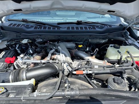 Used 2024 Ford F250 Platinum AWD/4WD image 26