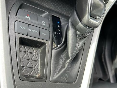 Used 2023 Toyota RAV4 XLE Premium FWD image 27