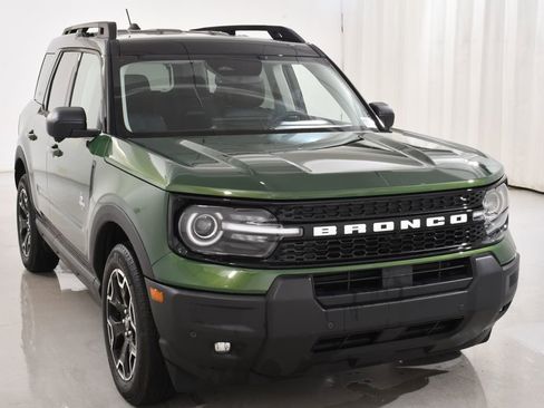 Used 2025 Ford Bronco Sport Outer Banks w/ Outer Banks Tech Package+ AWD/4WD image 4