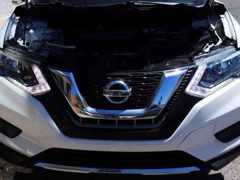 Used 2017 Nissan Rogue S AWD/4WD image 55