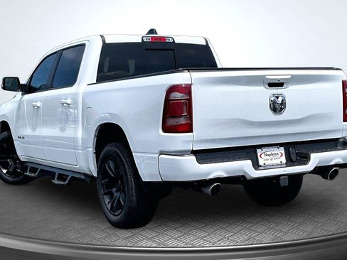 Used 2019 RAM 1500 Big Horn AWD/4WD image 14