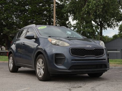 Used 2018 Kia Sportage LX w/ LX Popular Package FWD image 1