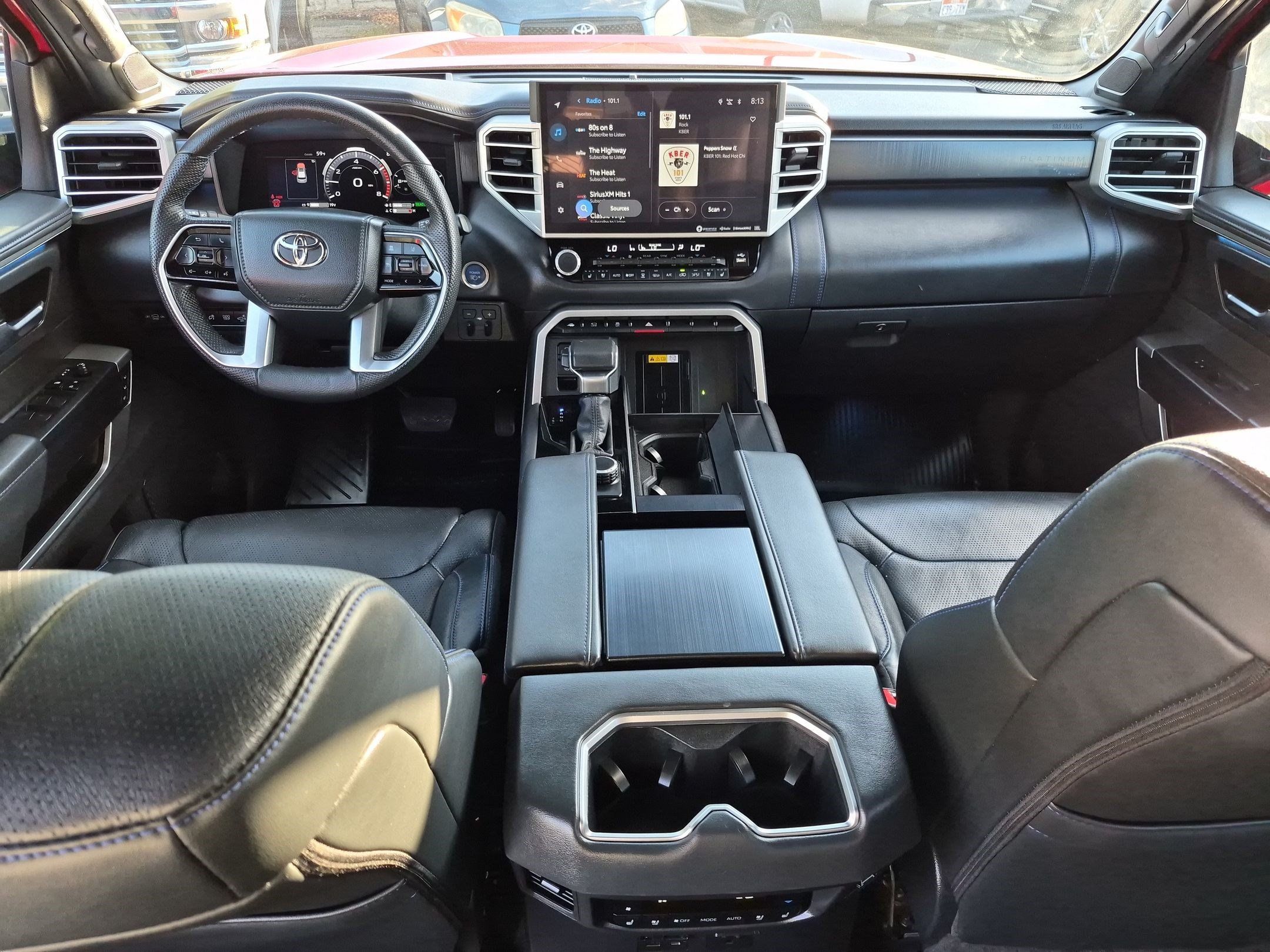 Used 2024 Toyota Sequoia Platinum AWD/4WD image 31