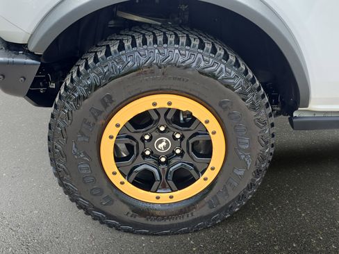 Used 2023 Ford Bronco Badlands AWD/4WD image 35