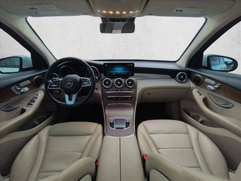 Used 2022 Mercedes-Benz GLC 300 image 15