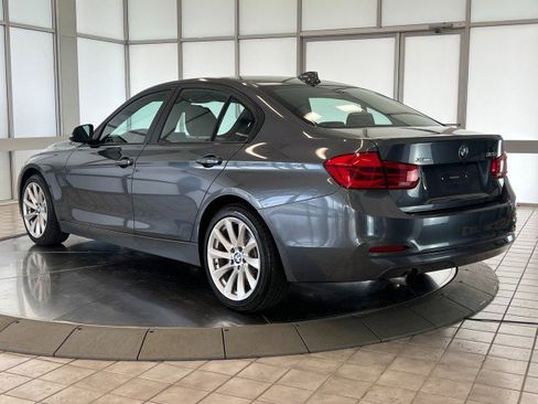 Used 2016 BMW 320i xDrive Sedan AWD/4WD image 5