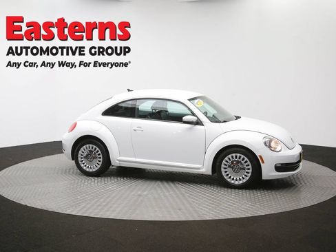 Used 2015 Volkswagen Beetle 1.8T FWD image 42
