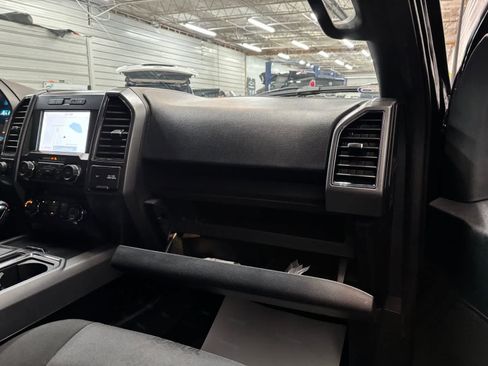 Used 2020 Ford F150 XLT w/ Equipment Group 302A Luxury AWD/4WD image 30