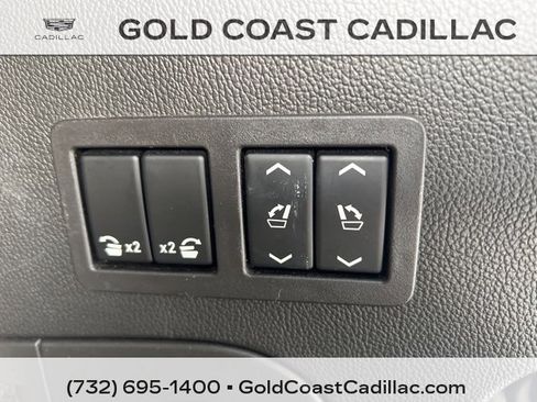 Used 2020 Cadillac Escalade Luxury w/ LPO, Radiant Package image 14