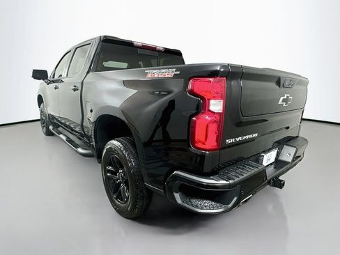 Used 2023 Chevrolet Silverado 1500 LT Trail Boss w/ LT Trail Boss Premium Package AWD/4WD image 7