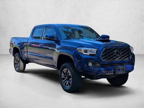 Used 2023 Toyota Tacoma TRD Sport w/ Advanced Technology Package AWD/4WD image 3