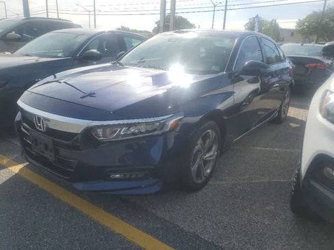 Used 2018 Honda Accord EX image 1