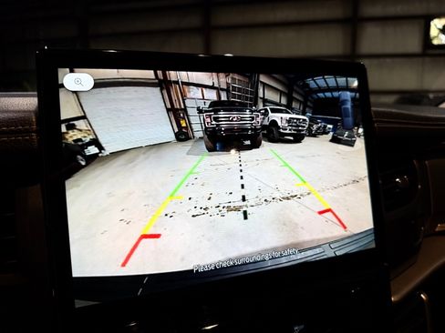 Used 2024 Ford Expedition XLT RWD image 31