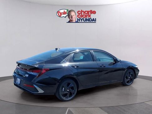 New 2026 Hyundai Elantra Sport FWD image 5