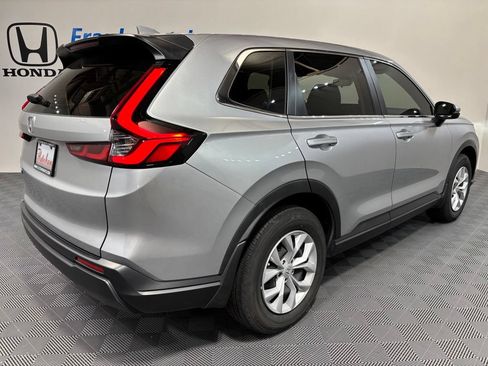 Used 2023 Honda CR-V LX image 7
