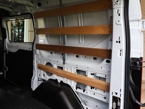 Used 2024 Ford Transit 250 Low Roof w/ Exterior Upgrade Package RWD image 16