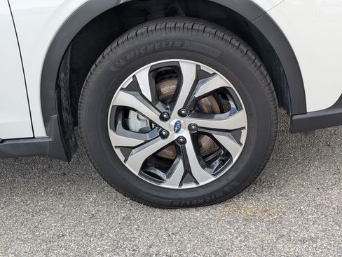 Used 2021 Subaru Outback Touring XT AWD/4WD image 11