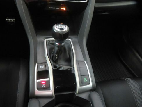 Used 2020 Honda Civic Sport image 41