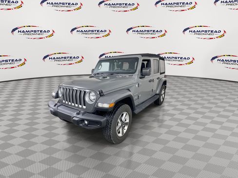 Used 2020 Jeep Wrangler Unlimited Sahara AWD/4WD image 4