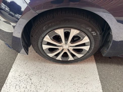 Used 2022 Toyota Corolla LE FWD image 13