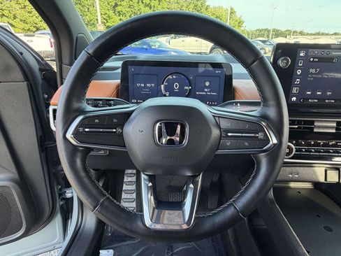 Used 2025 Honda Prologue Elite image 12