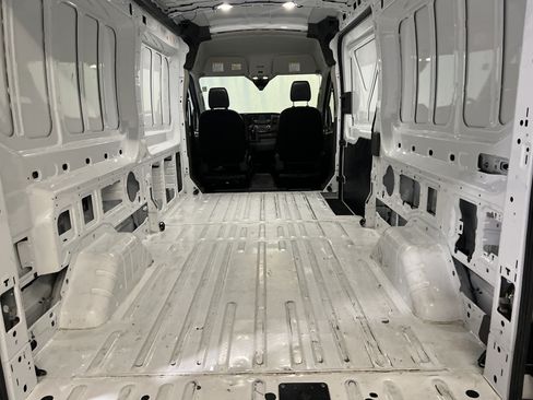 Used 2023 Ford Transit 250 Medium Roof AWD image 14