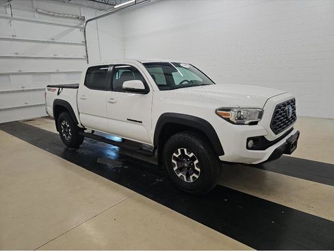 Used 2021 Toyota Tacoma TRD Off-Road AWD/4WD image 2
