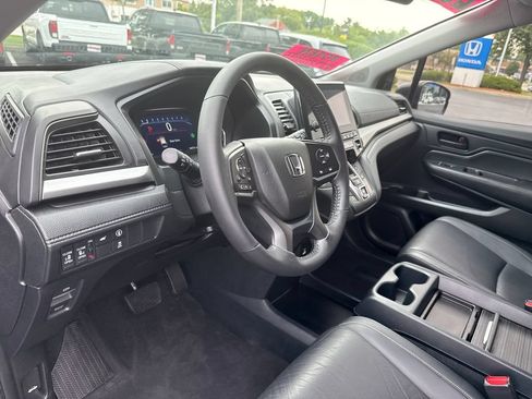 Used 2023 Honda Odyssey EX-L image 11