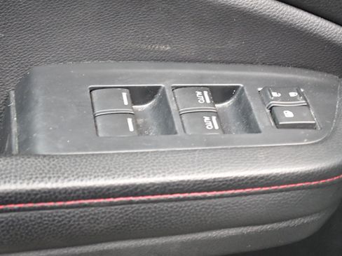 Used 2023 Honda Ridgeline Black Edition image 17