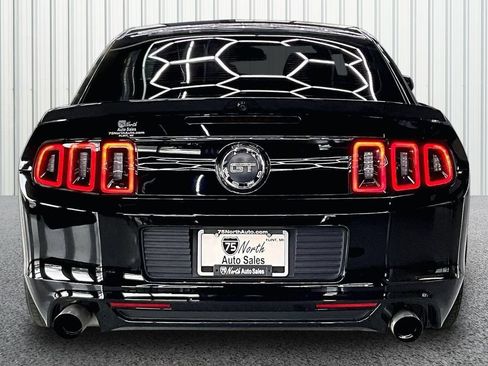 Used 2014 Ford Mustang GT Premium w/ Comfort Package RWD image 5