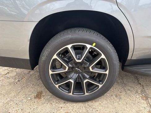 New 2026 Chevrolet Tahoe RST image 9