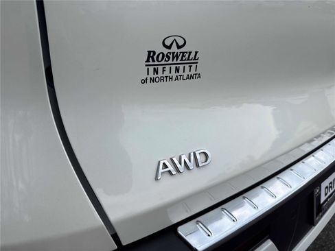 Used 2023 INFINITI QX60 Sensory w/ Cargo Package image 30