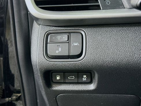 Used 2019 Kia Optima LX image 16