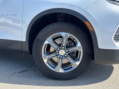 Used 2024 Chevrolet Blazer LT w/ Convenience Package image 6