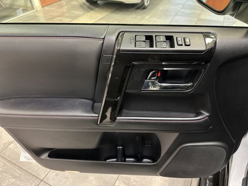 Used 2024 Toyota 4Runner TRD Off-Road Premium image 22