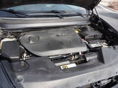 Used 2014 Jeep Cherokee Latitude w/ Cold Weather Group image 10