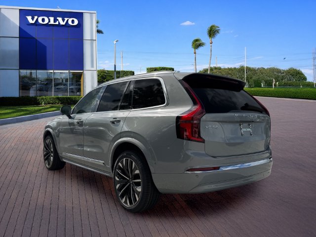 New 2026 Volvo XC90 B5 Plus w/ Protection Package Premier AWD/4WD image 5