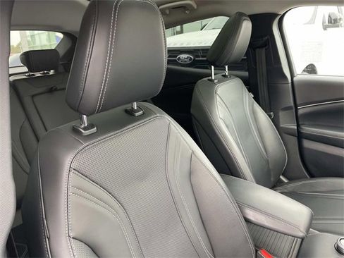 Used 2023 Ford Mustang Mach-E Premium image 34