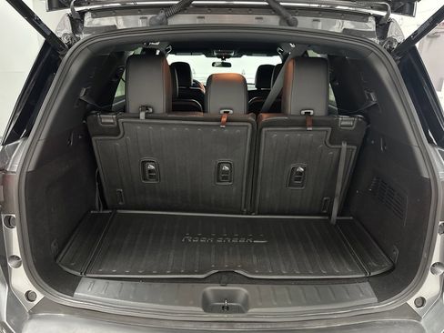 Used 2025 Nissan Pathfinder Rock Creek image 37