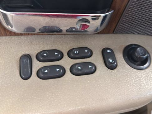 Used 2004 Ford F150 XLT AWD/4WD image 15