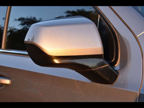 Used 2021 Chevrolet Tahoe LT image 53