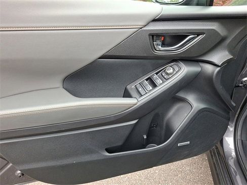 Certified 2024 Subaru Crosstrek 2.5i Limited w/ Popular Package #3A image 12