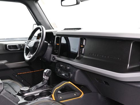 Used 2022 Ford Bronco Badlands image 12