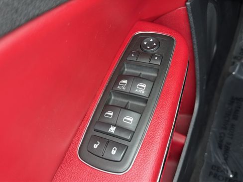 Used 2014 Dodge Charger SXT Plus RWD image 19